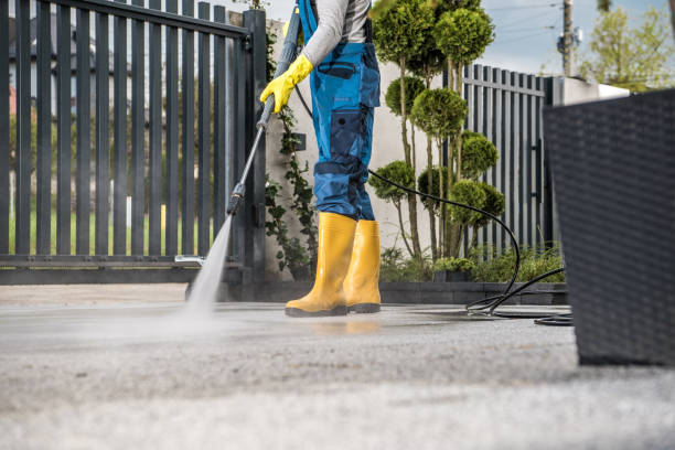 Best Deck Pressure Washing  in Moodus, CT